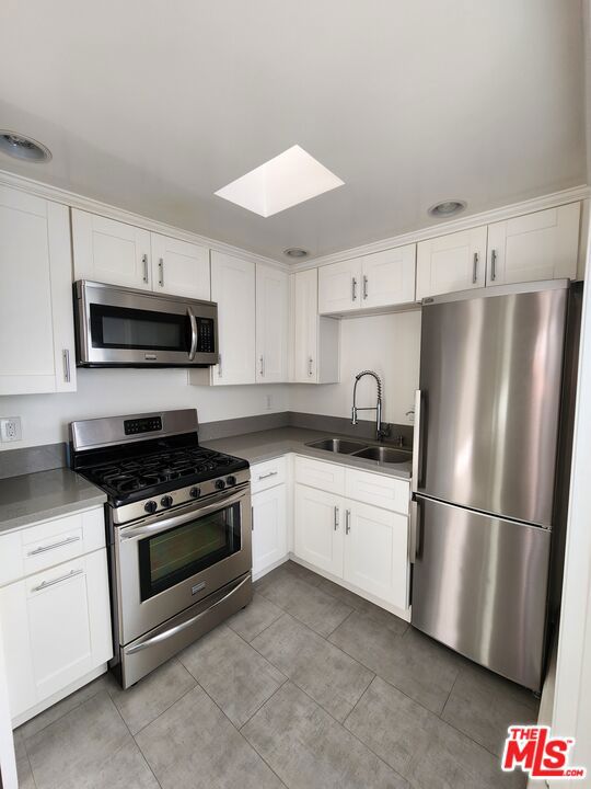 2127 Vine Street Property Photo 33