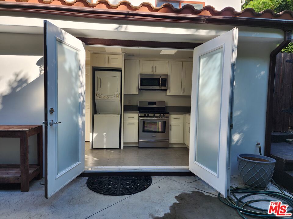2127 Vine Street Property Photo 35