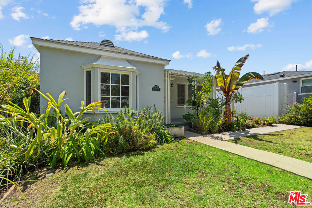 1630 Franklin Street Property Photo 6