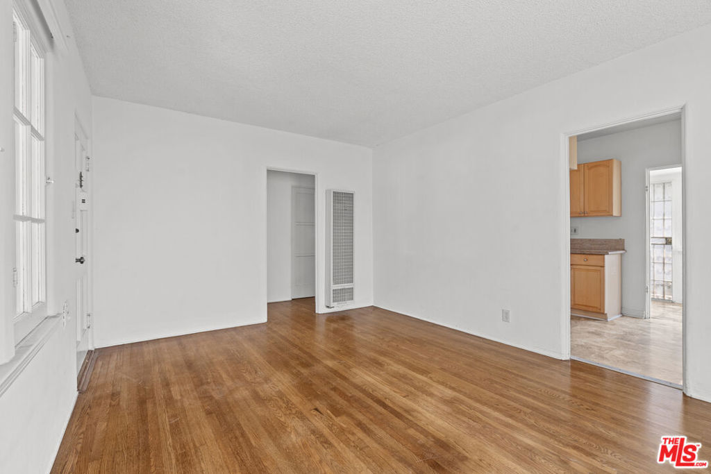 1630 Franklin Street Property Photo 8