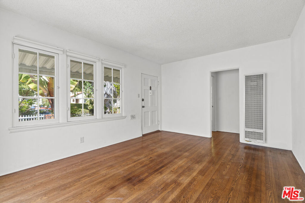 1630 Franklin Street Property Photo 9