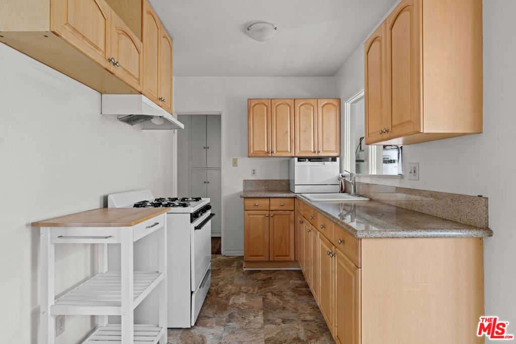1630 Franklin Street Property Photo 13