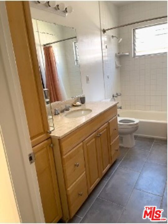 1630 Franklin Street Property Photo 38