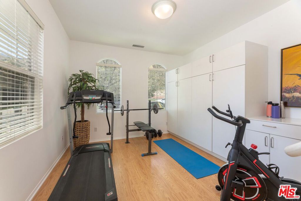 22 Moonridge Court Property Photo 10