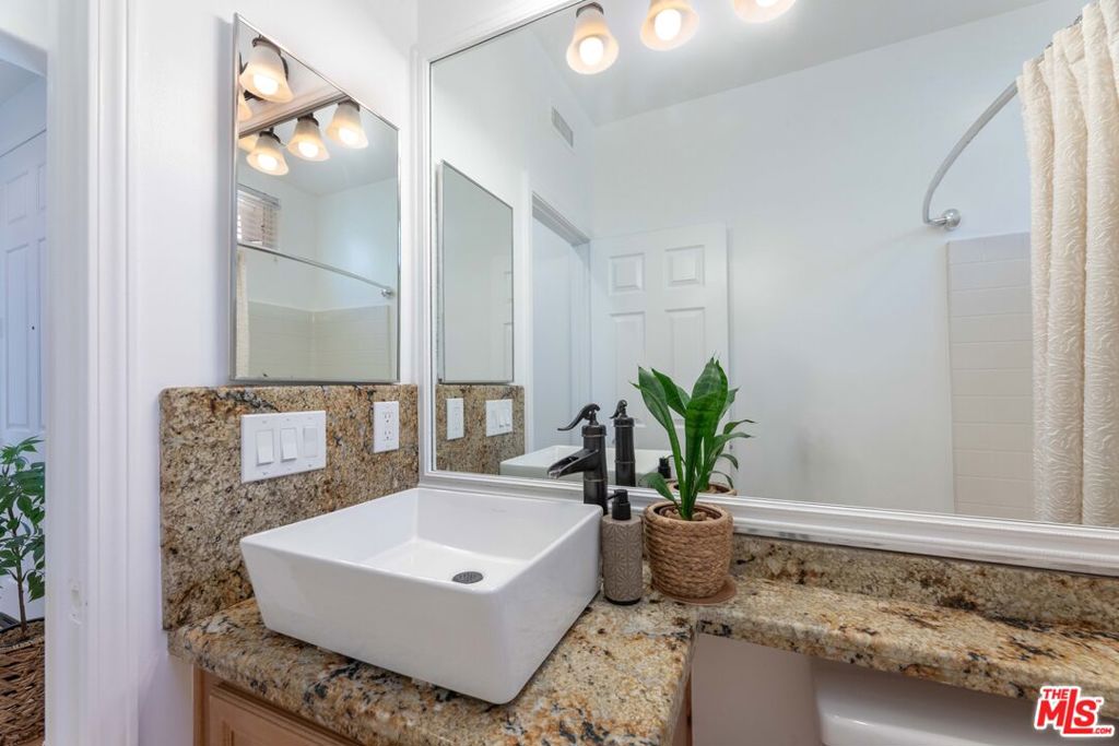 22 Moonridge Court Property Photo 14