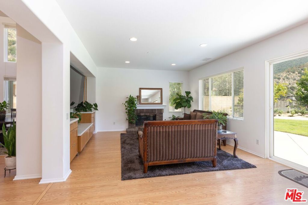22 Moonridge Court Property Photo 23
