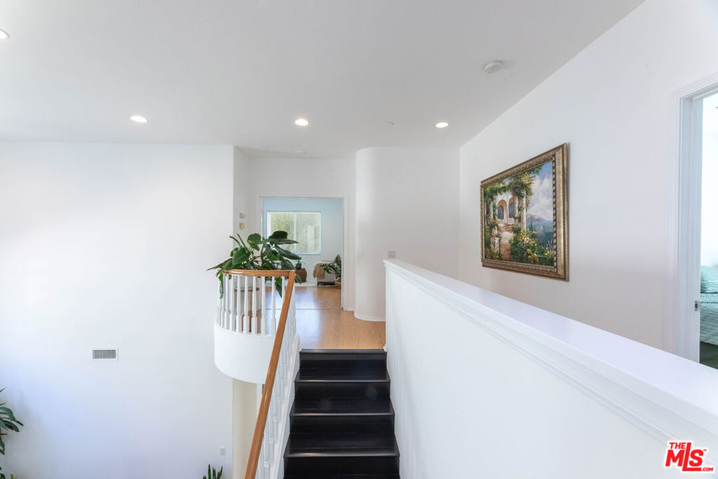 22 Moonridge Court Property Photo 45
