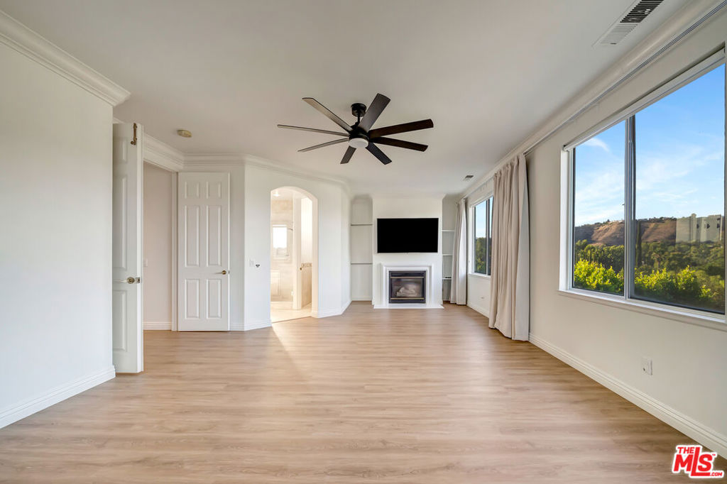 24819 Calle Cedro Property Photo 11