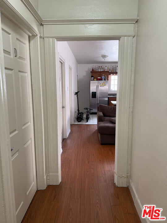 1293 W 36th Street Property Photo 12