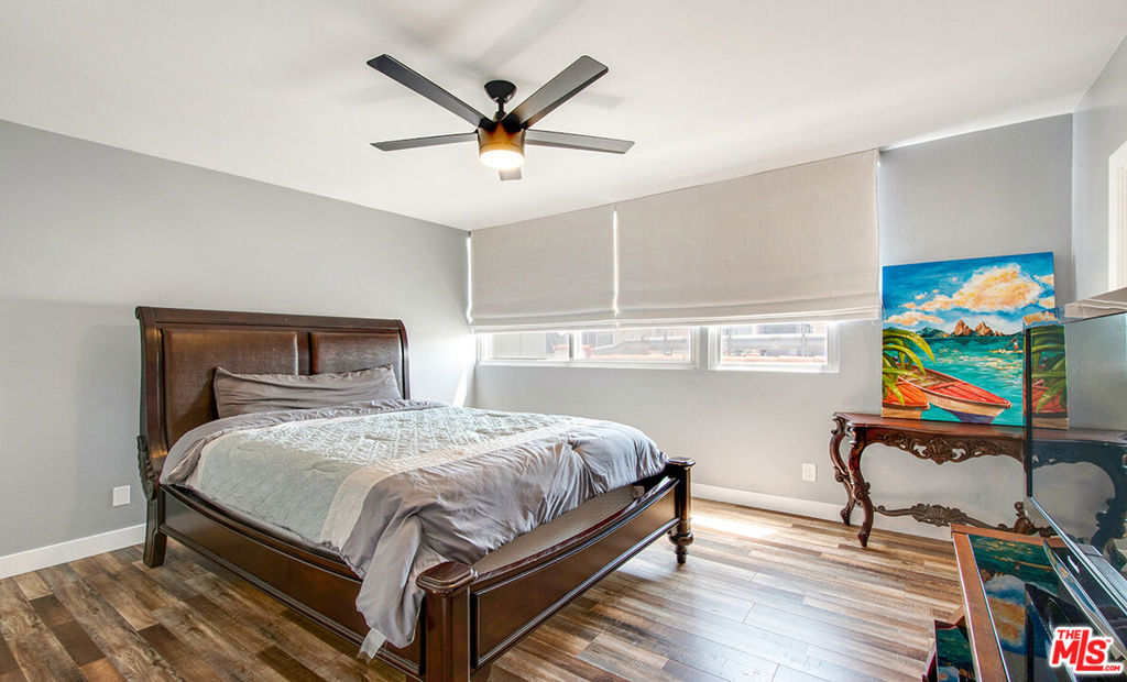 141 W Hillcrest Boulevard 2 Property Photo 8