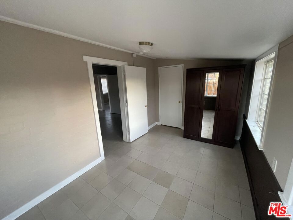 61750 Desert Air Road Property Photo 8