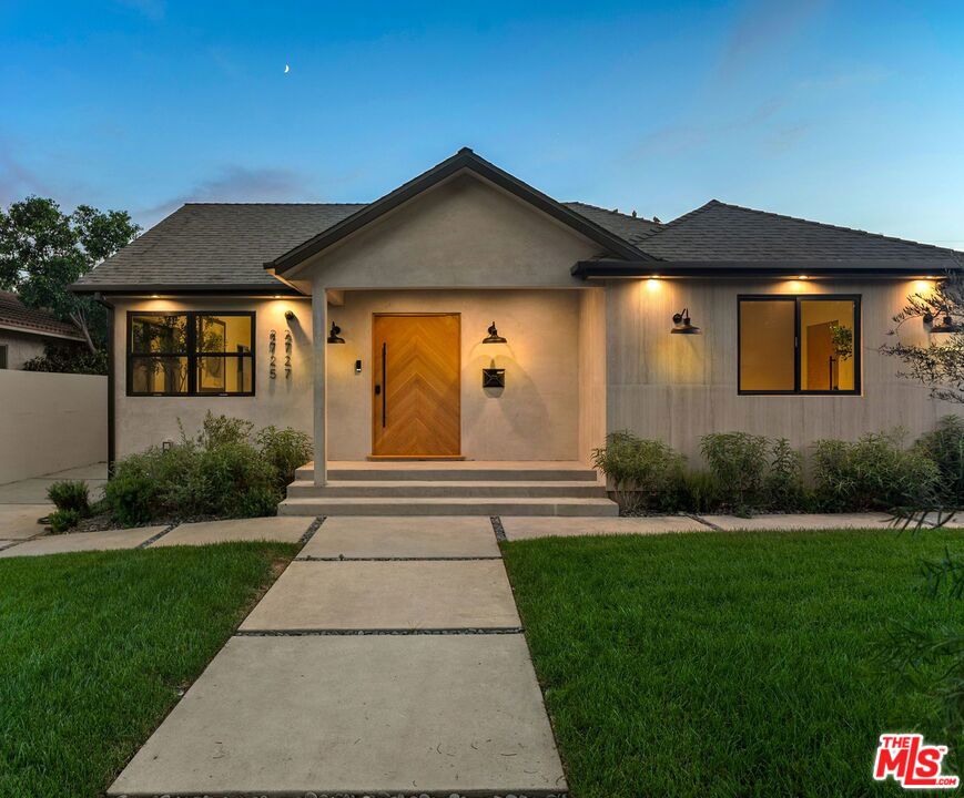 2725 Midvale Avenue Property Photo 48