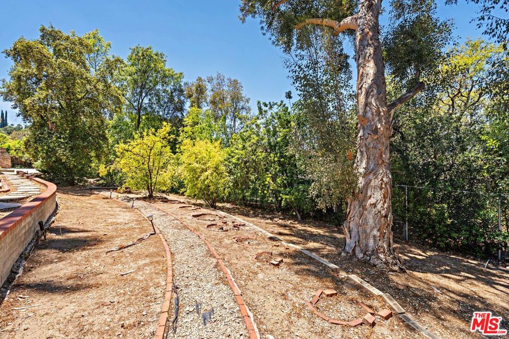 17534 Corinthian Drive Property Photo 31