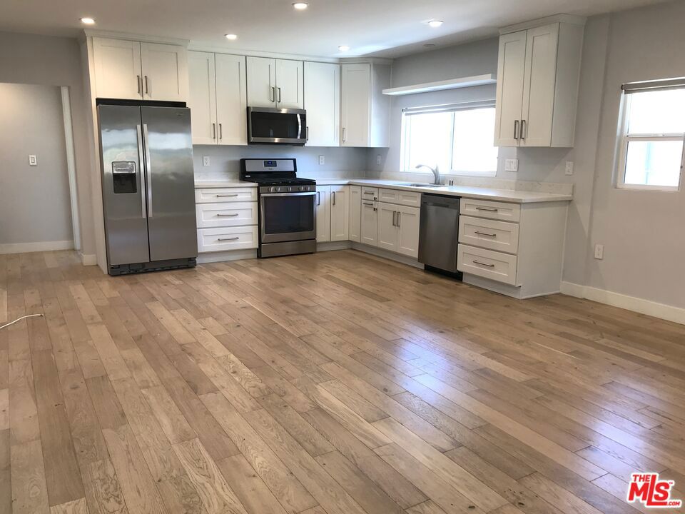 6157 Mesa Avenue Property Photo 2
