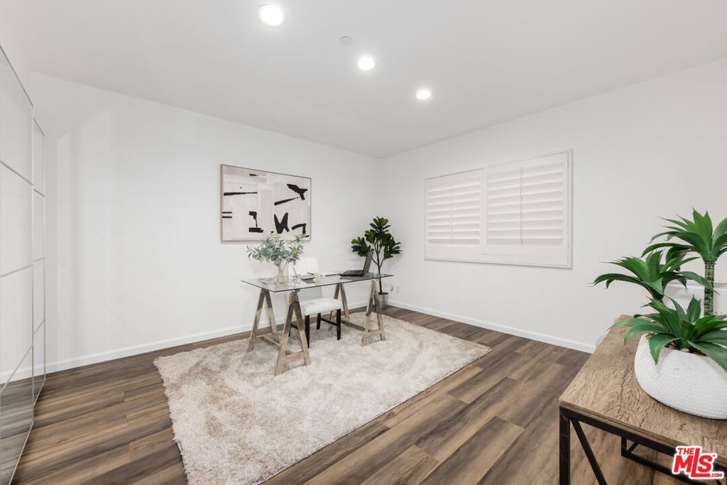 11766 W Sunset Boulevard 302 Property Photo 18