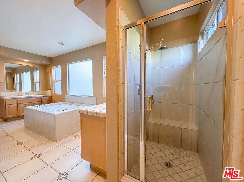 22017 Sunrise View Place Property Photo 18