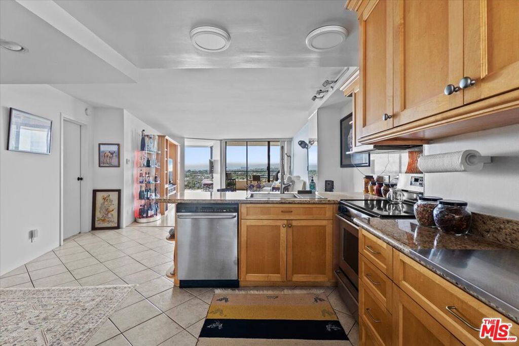 4265 Marina City Drive 1005 Property Photo 5