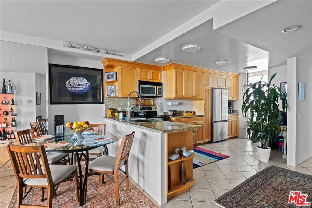 4265 Marina City Drive 1005 Property Photo 10
