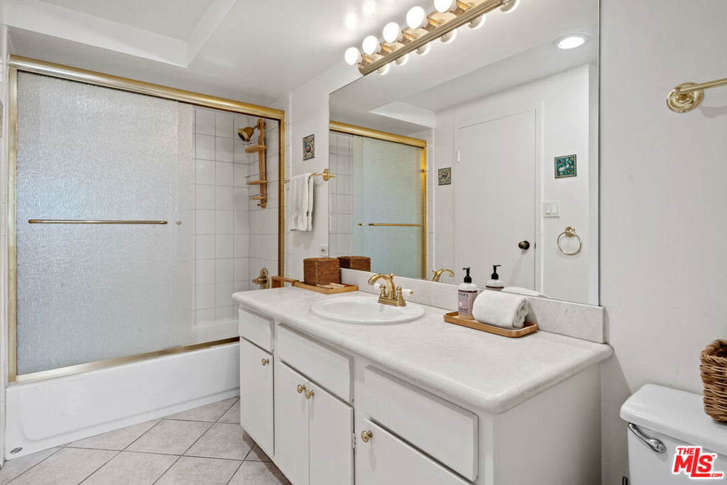 4265 Marina City Drive 1005 Property Photo 17
