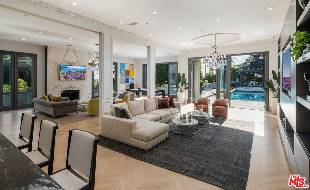 402 Doheny Road Property Photo 12