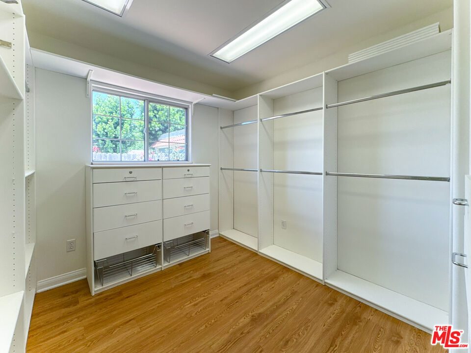 3124 Veteran Avenue Property Photo 29