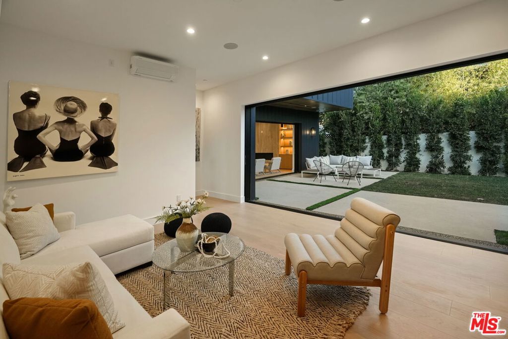 3621 Moore Street Property Photo 43
