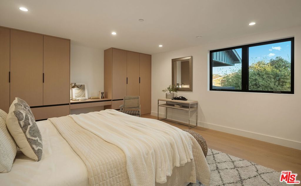 3621 Moore Street Property Photo 46