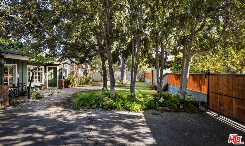 5108 Strohm Avenue Property Photo 4