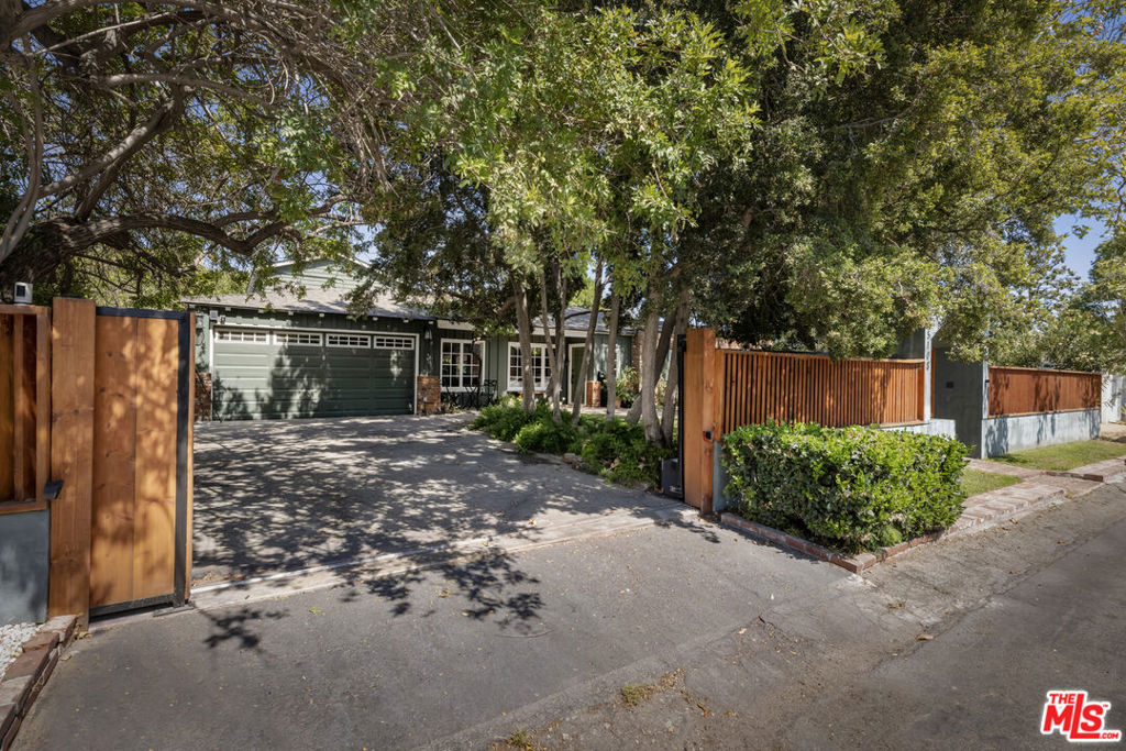 5108 Strohm Avenue Property Photo 10