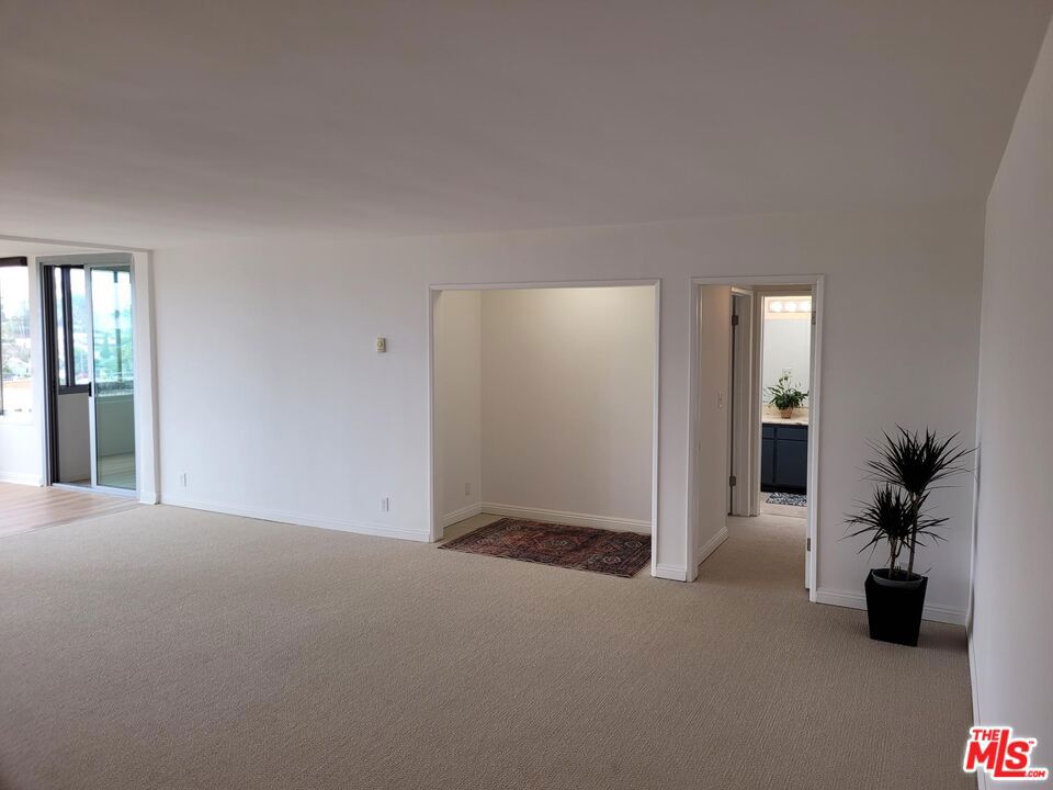 8701 Delgany Avenue Property Photo 19