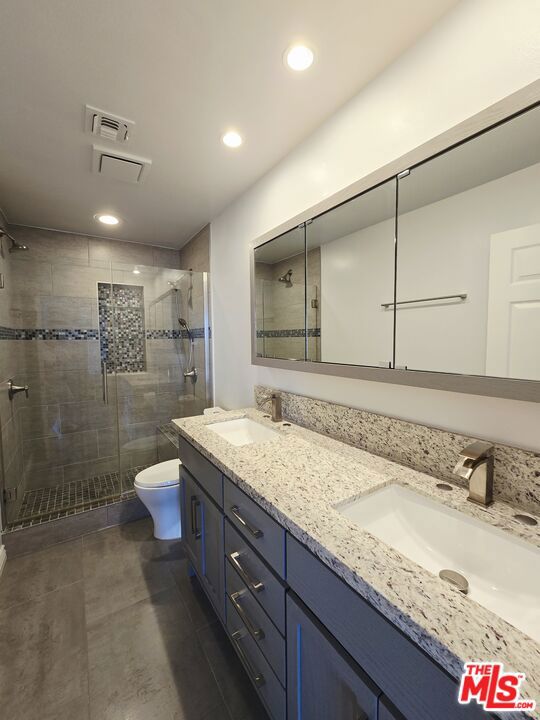 1002 S Burnside Avenue 203 Property Photo 18