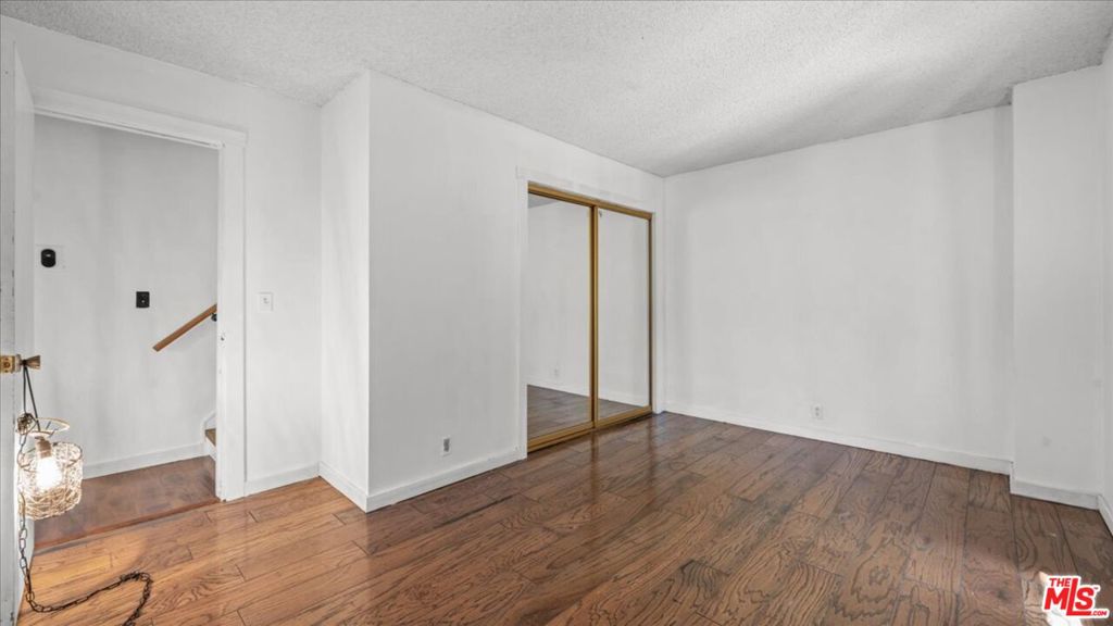 886 Sandalwood Drive Property Photo 19