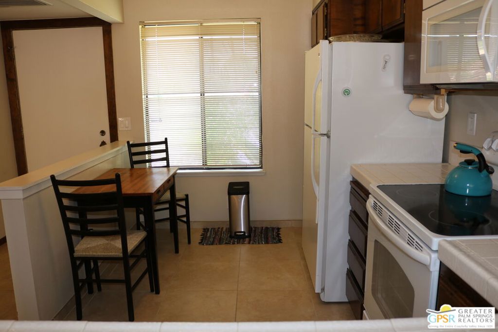 35968 Lindera Court Property Photo 10