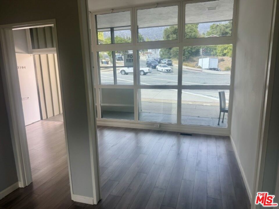 3704 Foothill Property Photo 1