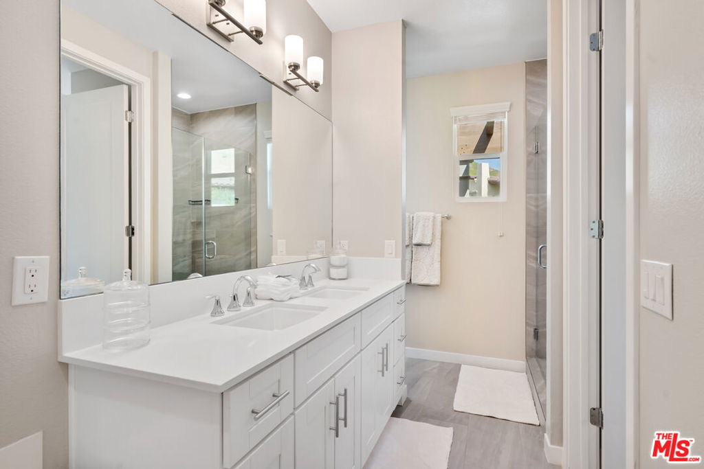 4415 Paxton Place Property Photo 13