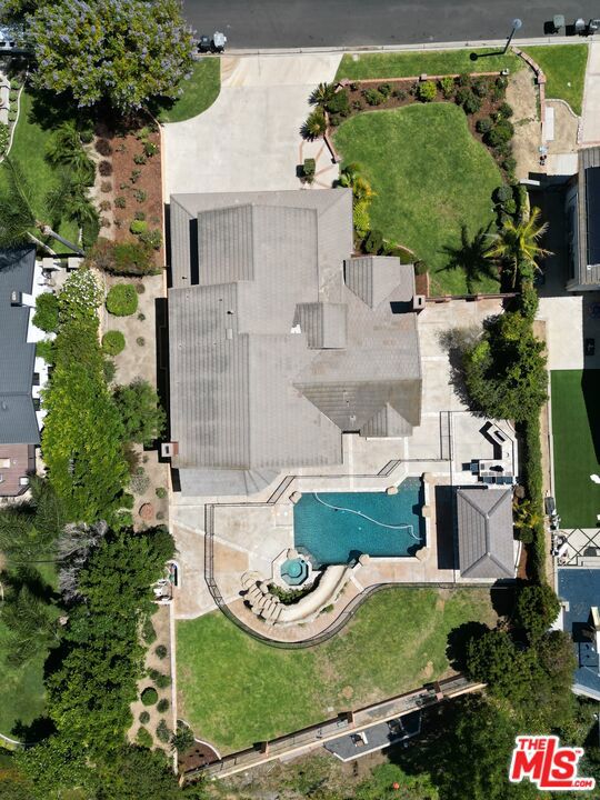 22285 Rolling Hills Lane Property Photo 35