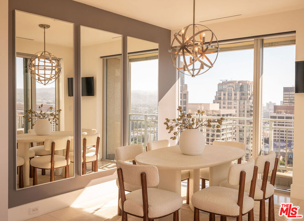 10727 Wilshire Boulevard Ph2 Property Photo 17