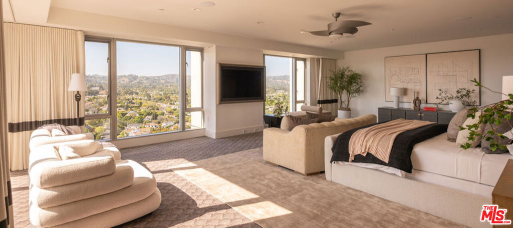 10727 Wilshire Boulevard Ph2 Property Photo 32