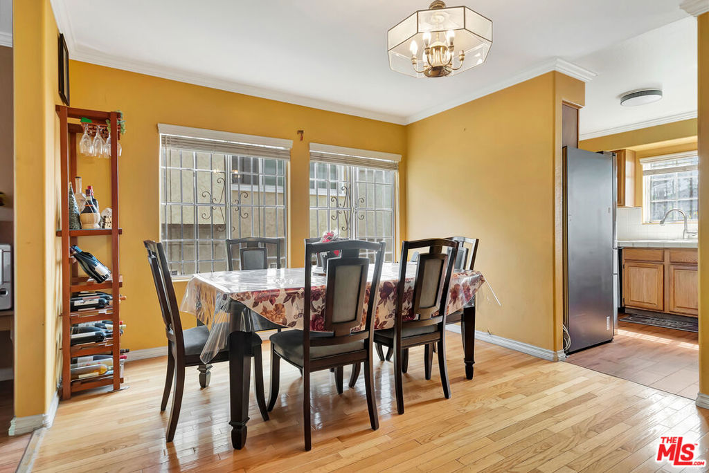 448 W 64th Street Property Photo 6