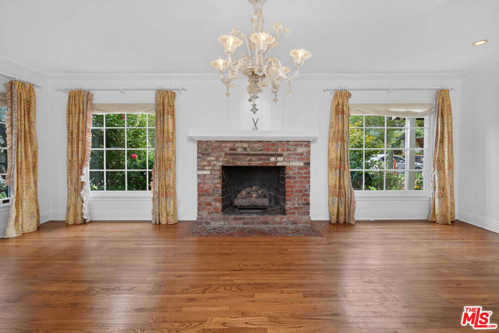 16036 Junaluska Way Property Photo 9