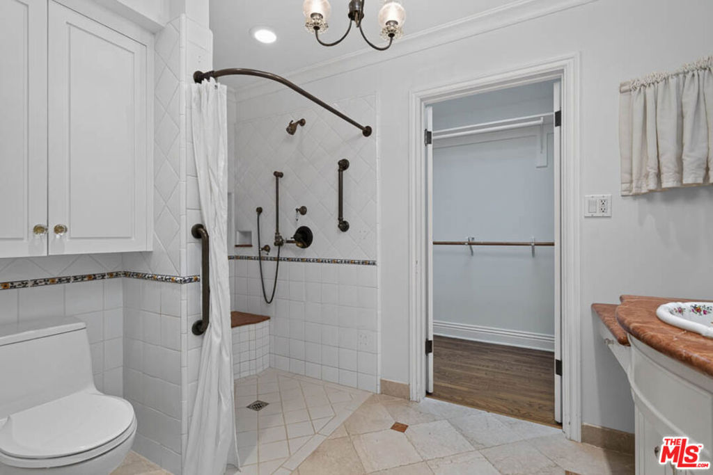 16036 Junaluska Way Property Photo 15