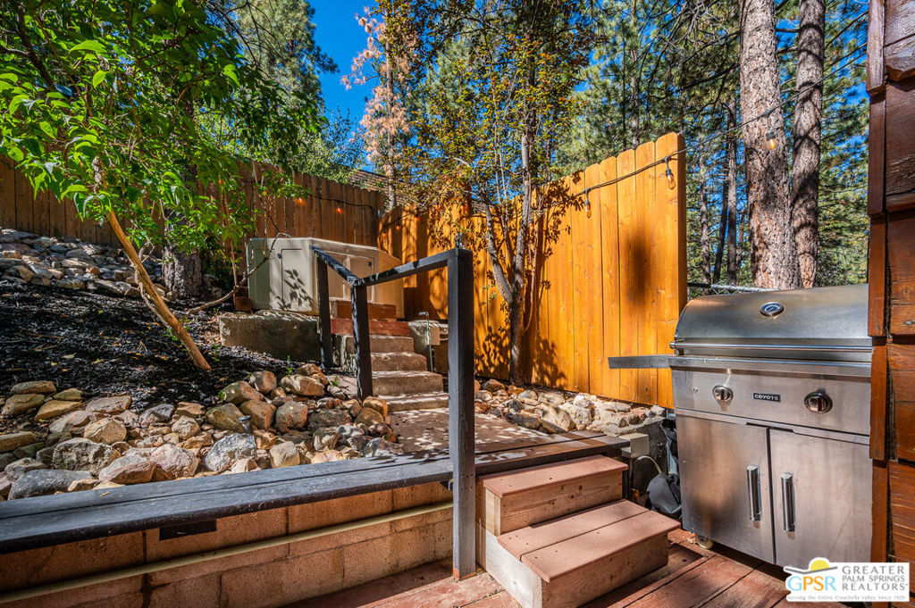 634 W Rainbow Boulevard Property Photo 8