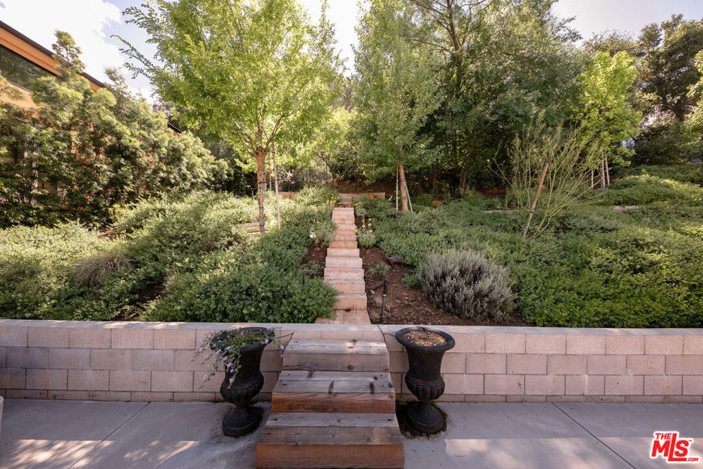 28960 Crags Drive Property Photo 45