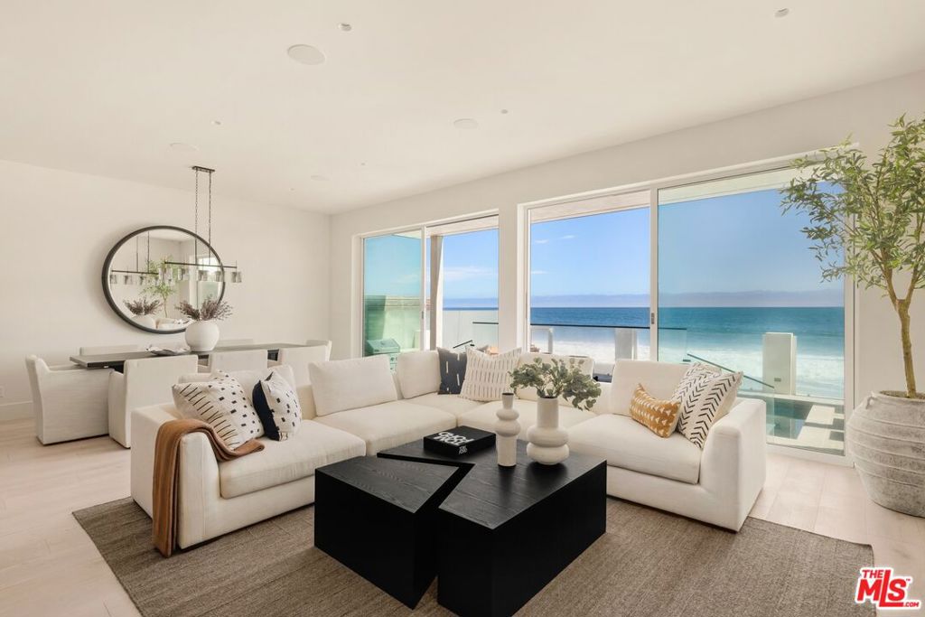 22440 Pacific Coast Highway Property Photo 6