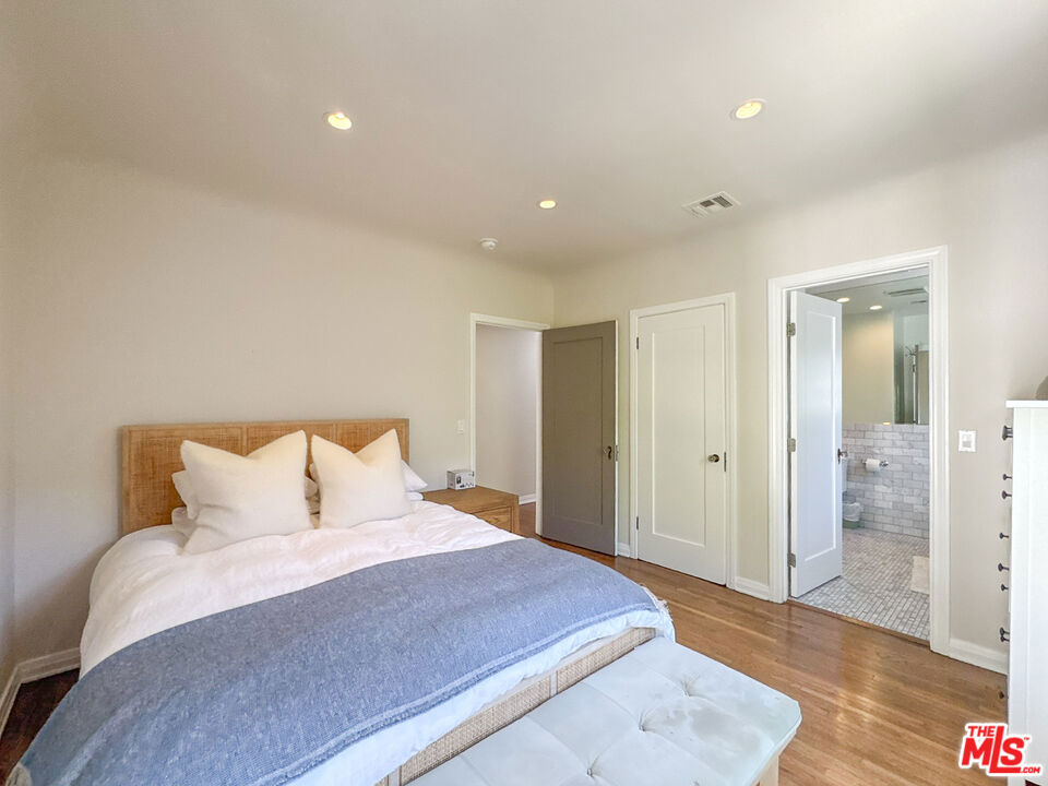345 Westbourne Drive Property Photo 20