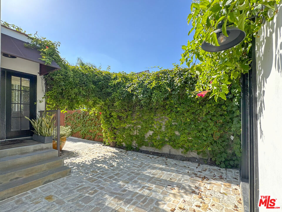 345 Westbourne Drive Property Photo 30