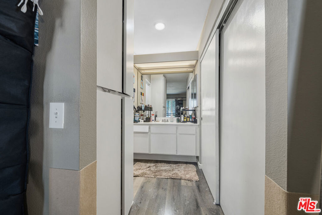 6351 Riverside Drive 22 Property Photo 13