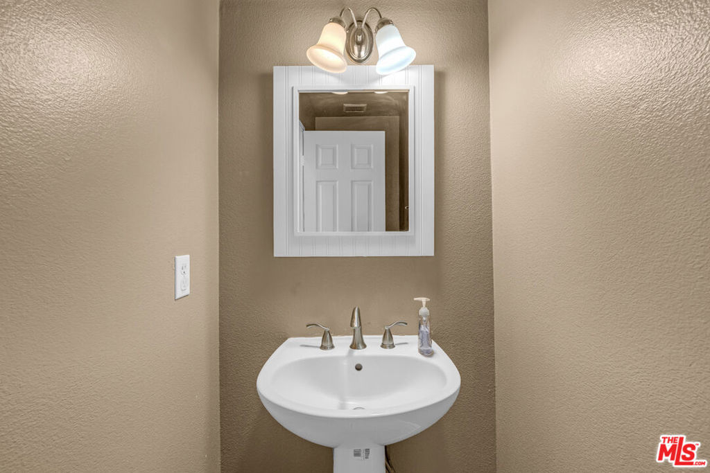 1056 Agate Court Property Photo 33