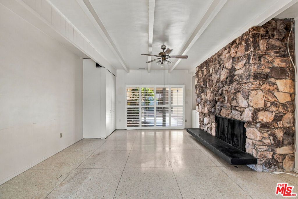 5452 W 57th Street Property Photo 15