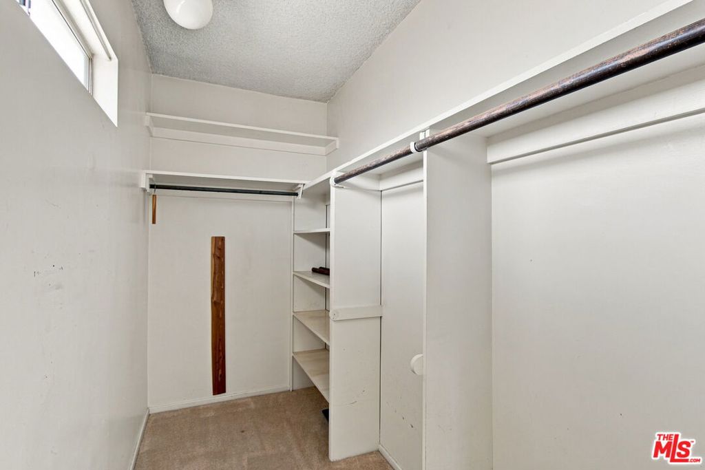 5452 W 57th Street Property Photo 33